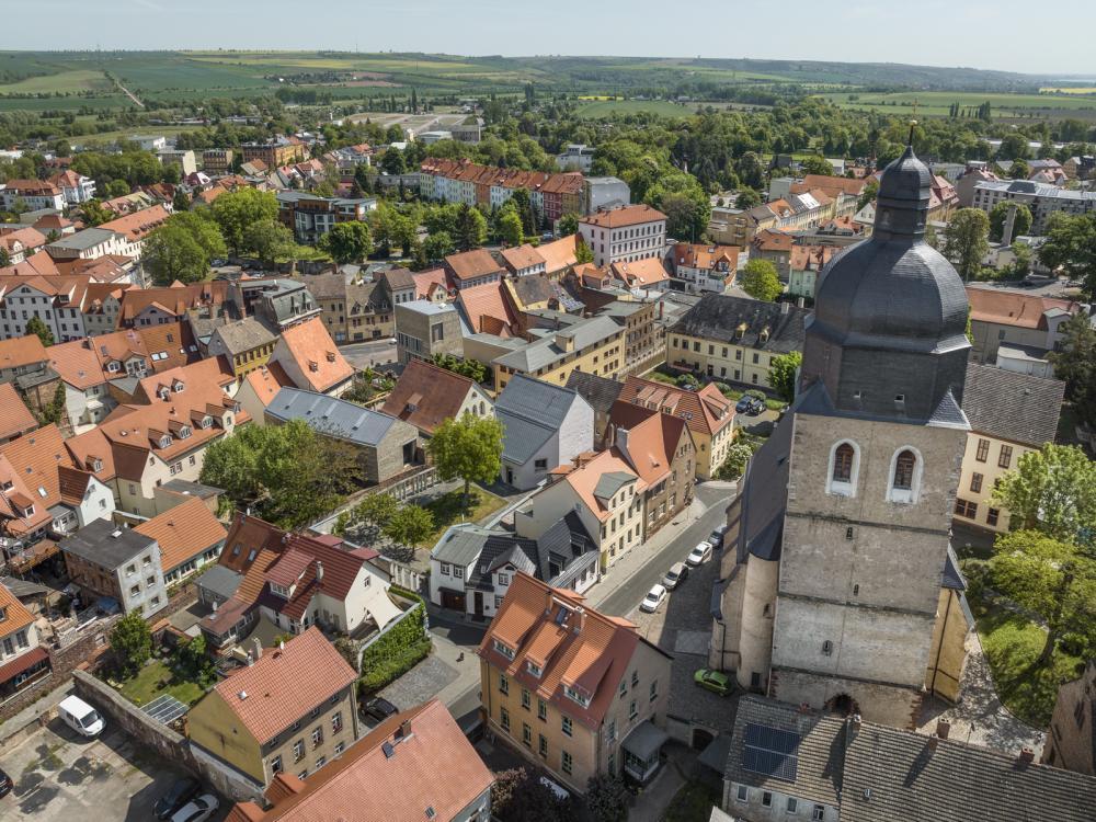 Luftaufnahme der Innenstadt Eislebens