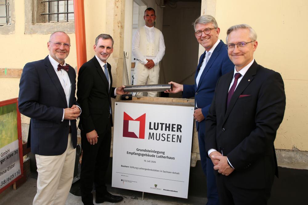 Grundsteinlegung am Lutherhaus